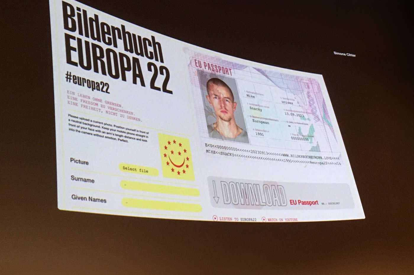 Simone Cihlar: EU-Pass Werbeaktion von Bilderbuch